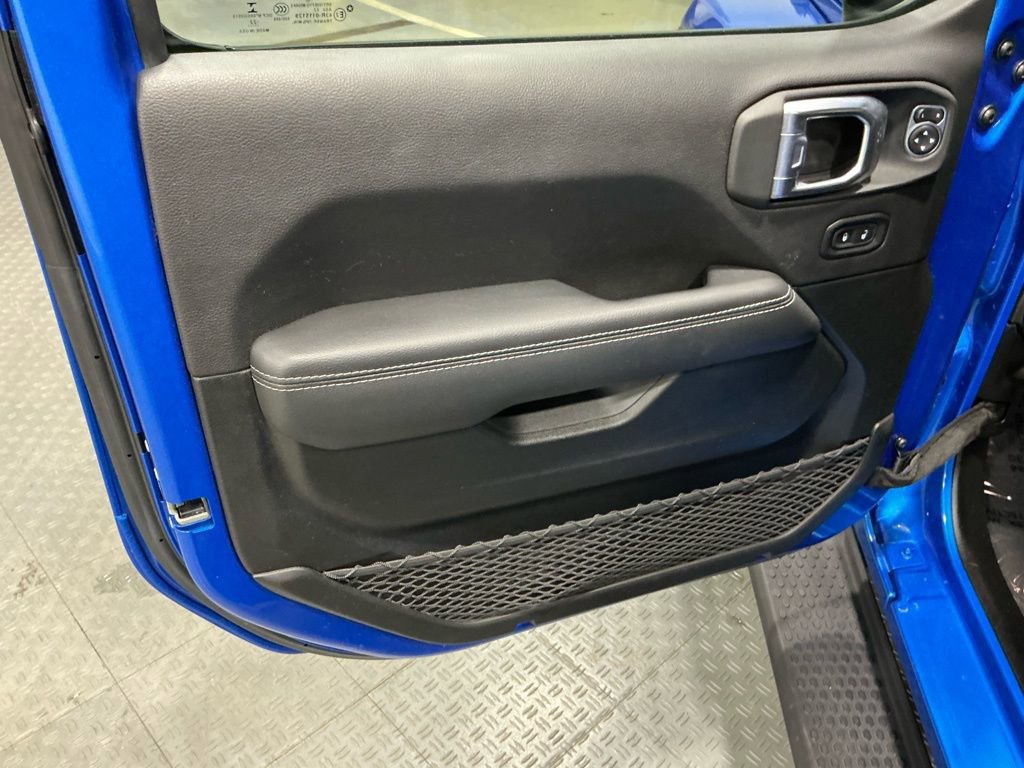 Used 2022 Jeep Wrangler Unlimited Sahara image 52