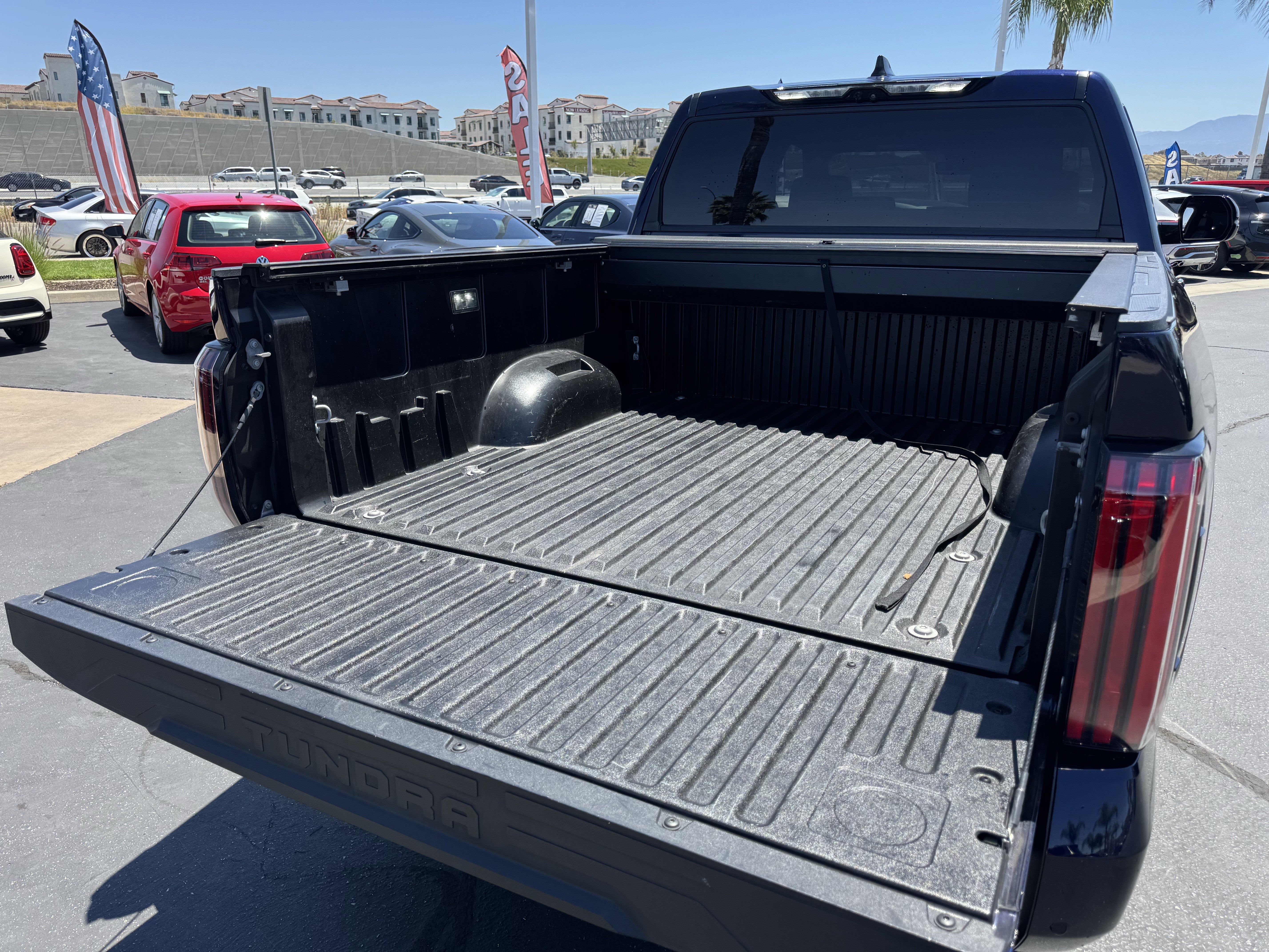 Used 2023 Toyota Tundra Platinum AWD/4WD image 43