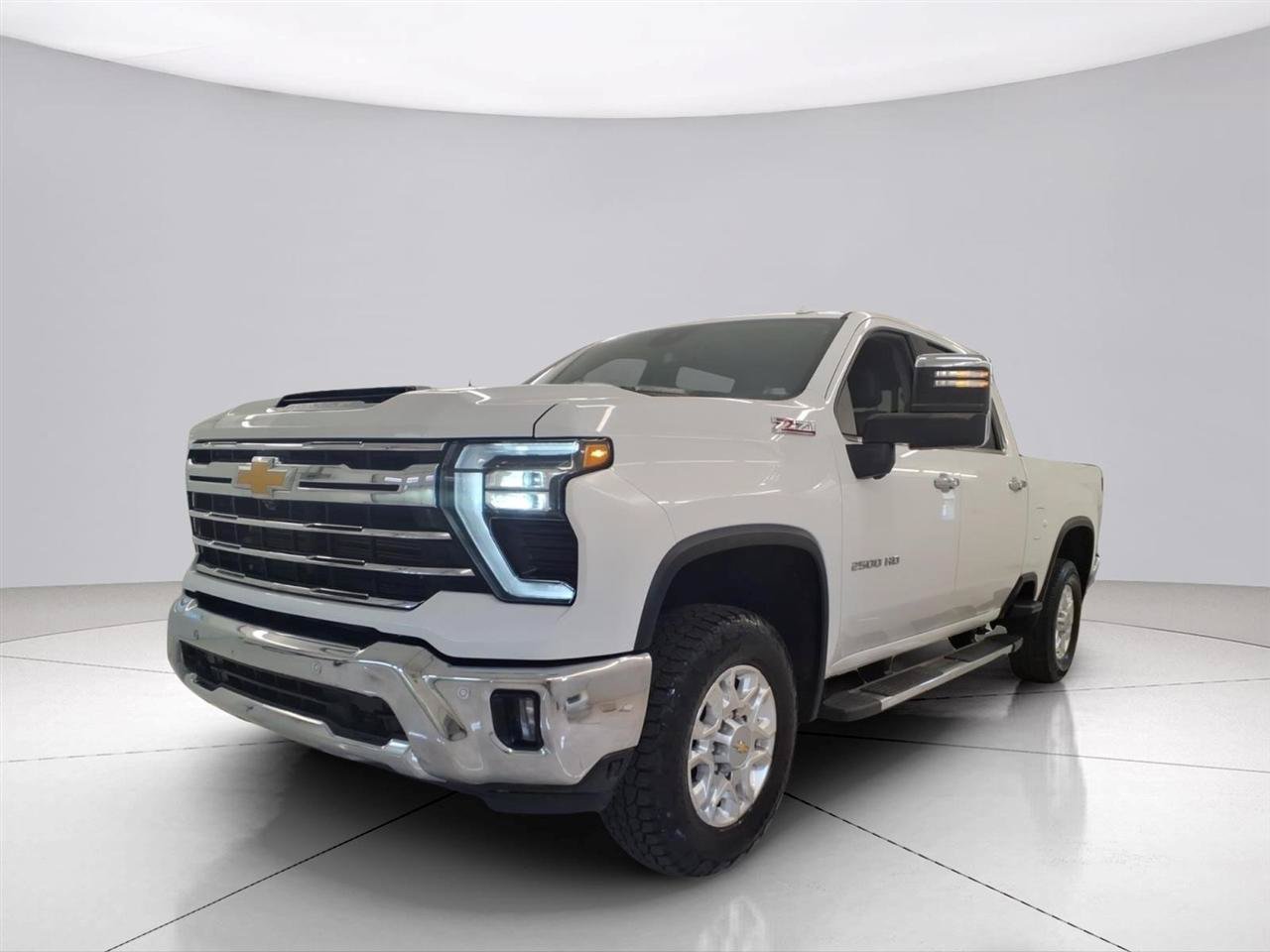 Used 2024 Chevrolet Silverado 2500 LTZ w/ LTZ Convenience Package AWD/4WD image 1