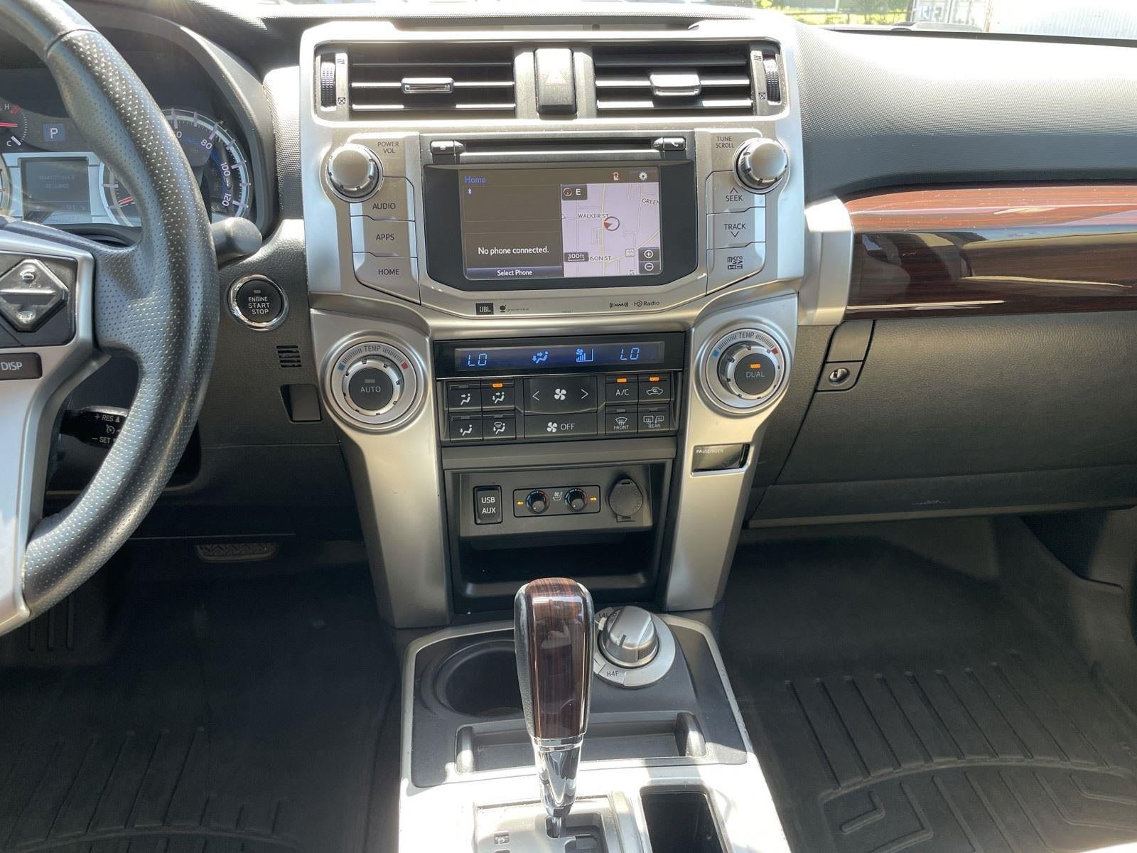 Used 2016 Toyota 4Runner Limited AWD/4WD image 23