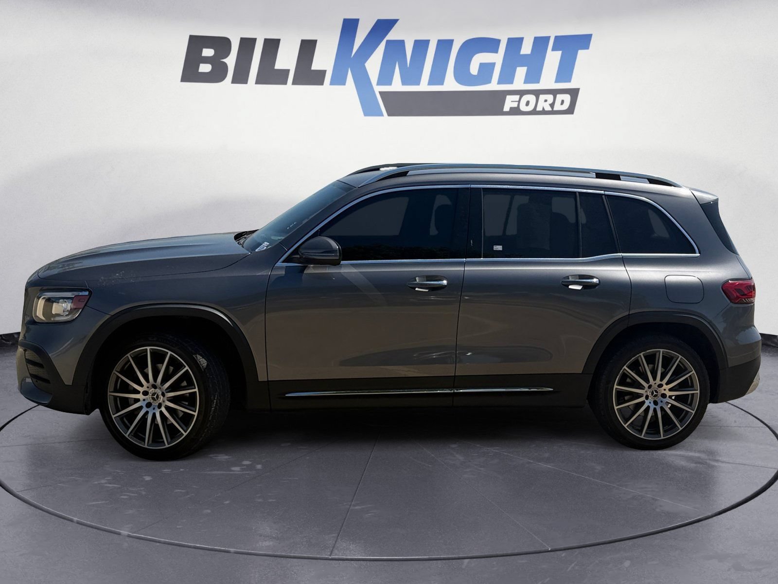 Used 2021 Mercedes-Benz GLB 250 image 2