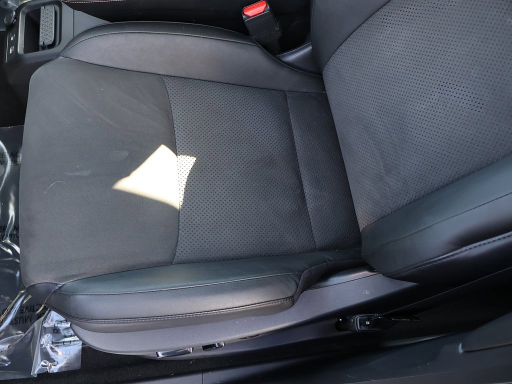 Used 2023 Nissan Ariya AWD image 31