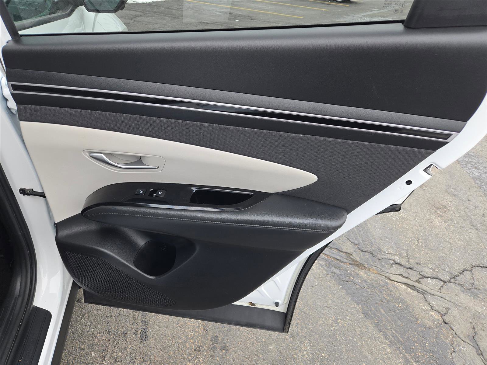 Used 2024 Hyundai Tucson Limited image 9