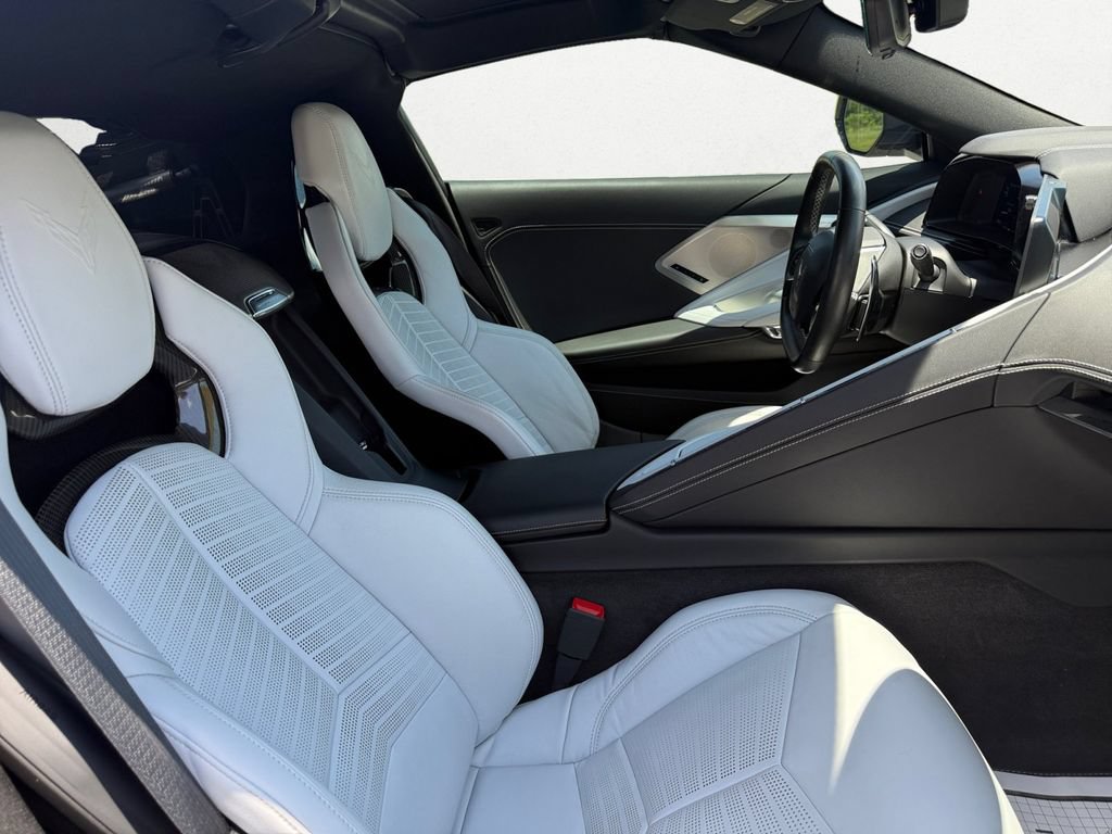 Used 2020 Chevrolet Corvette Stingray Preferred Cpe w/ 2LT Preferred Equipment Group RWD image 15