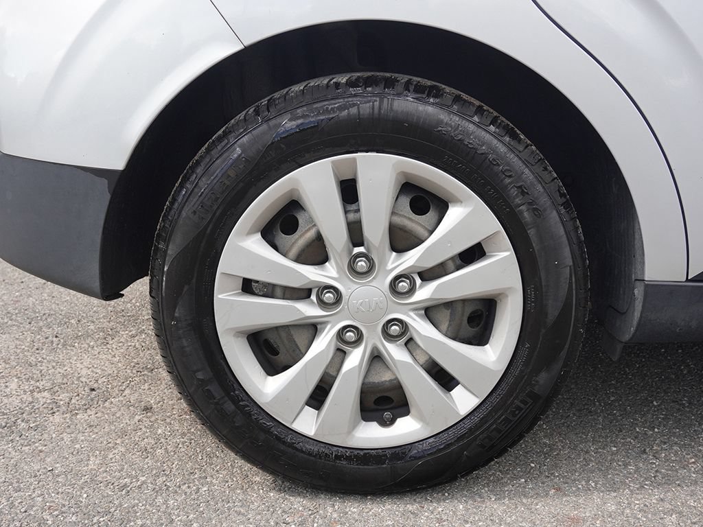Used 2020 Kia Soul LX FWD image 17