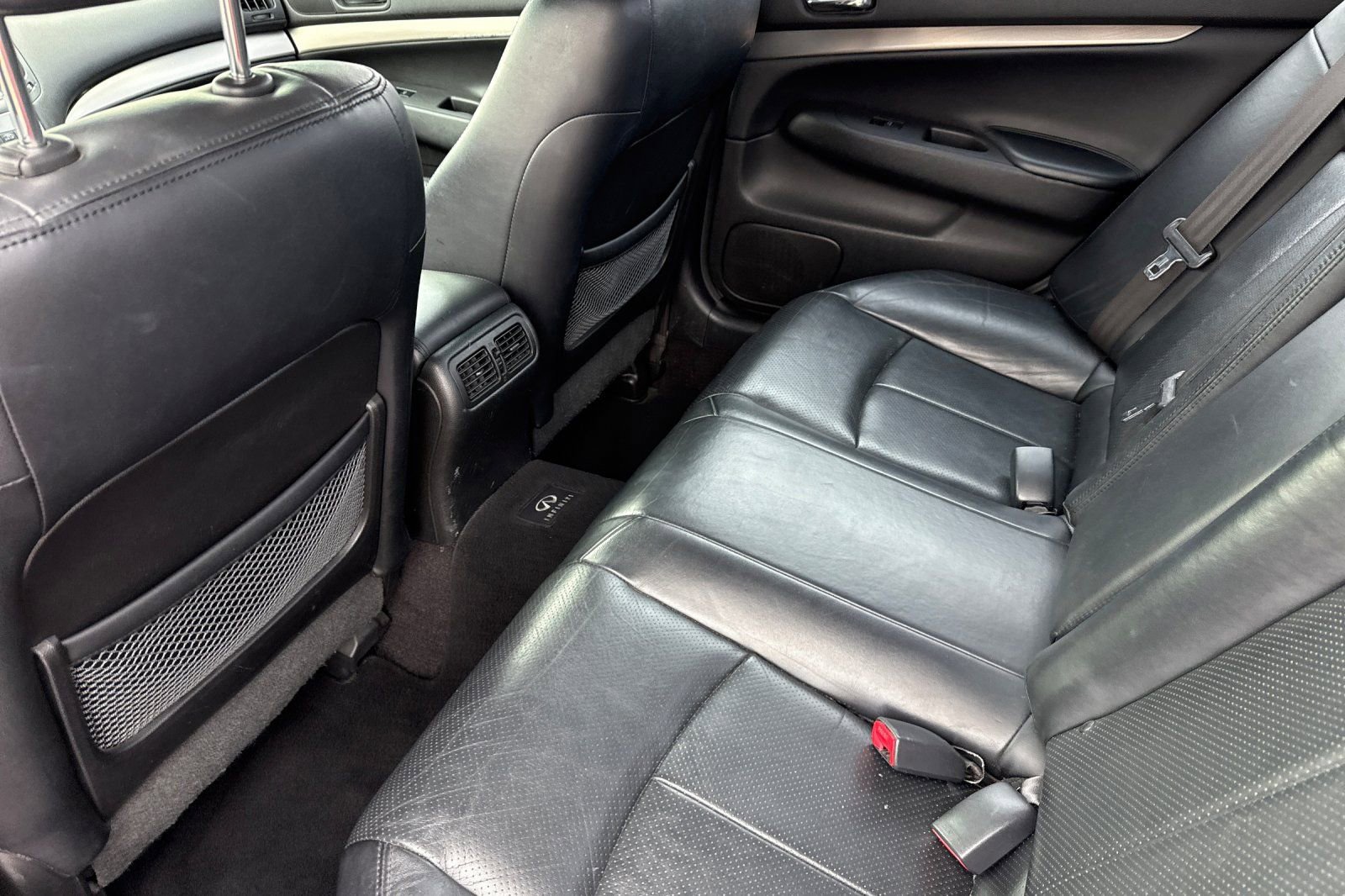 Used 2012 INFINITI G37 x Sedan w/ Premium Pkg AWD/4WD image 9
