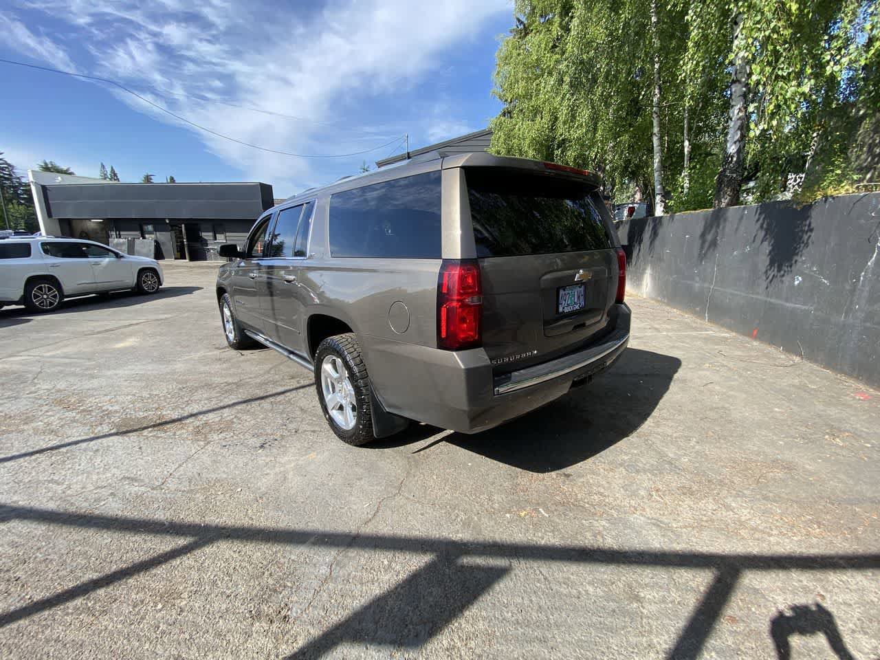 Used 2016 Chevrolet Suburban LTZ AWD/4WD image 4