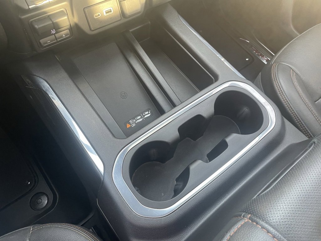 Used 2022 GMC Sierra 1500 AT4 w/ AT4 Premium Package image 19