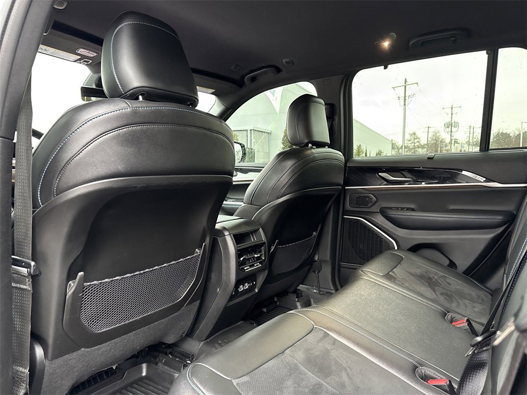 Used 2022 Jeep Grand Cherokee Trailhawk w/ Advanced Protech Group II image 14