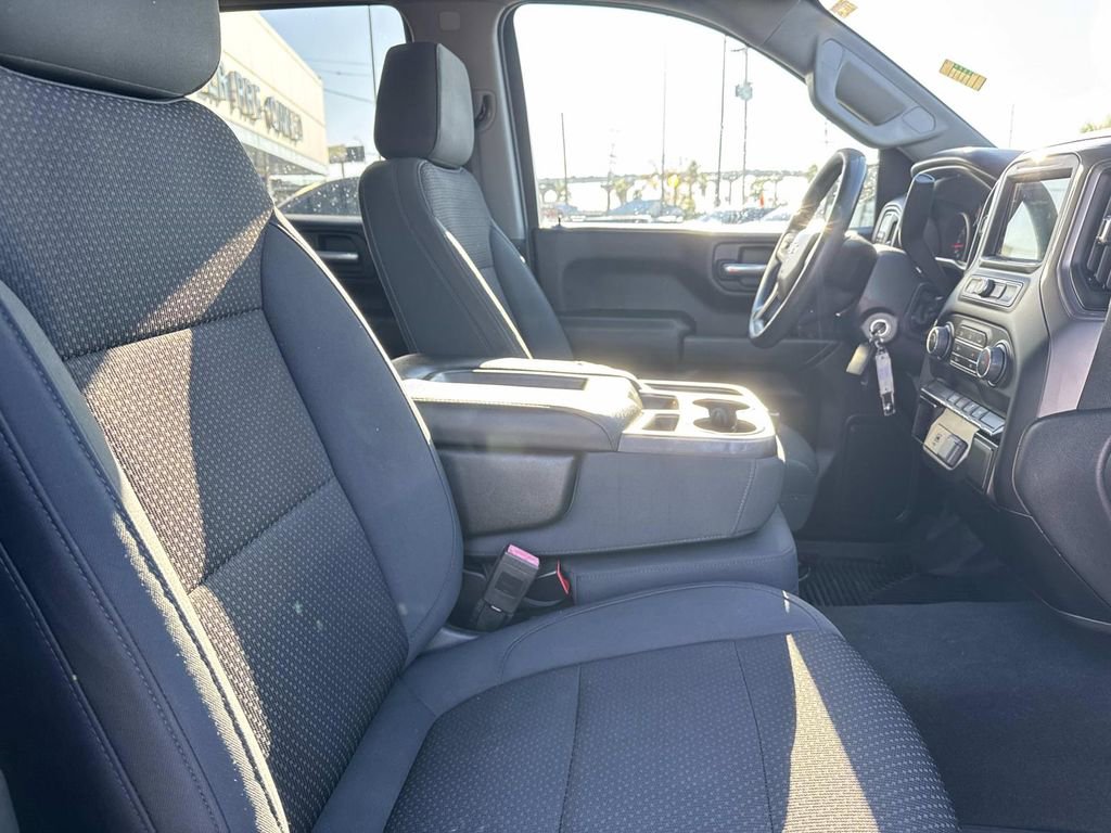 Certified 2019 Chevrolet Silverado 1500 Custom w/ Custom Value Package image 11