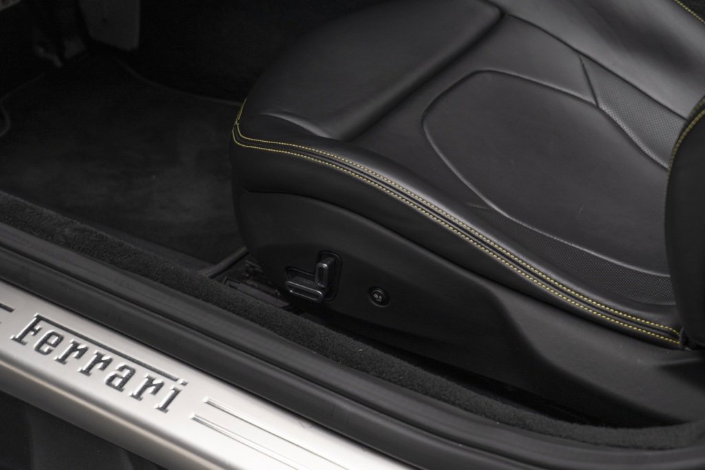 Used 2019 Ferrari Portofino image 61