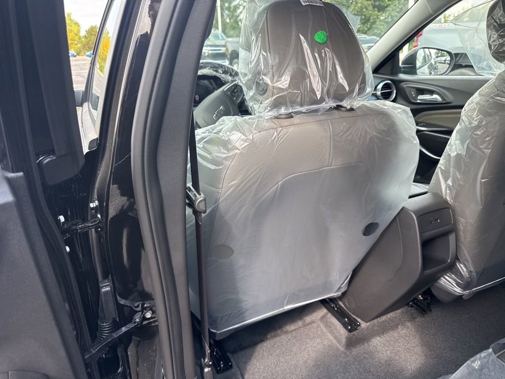 New 2026 Chevrolet Trax ACTIV image 21