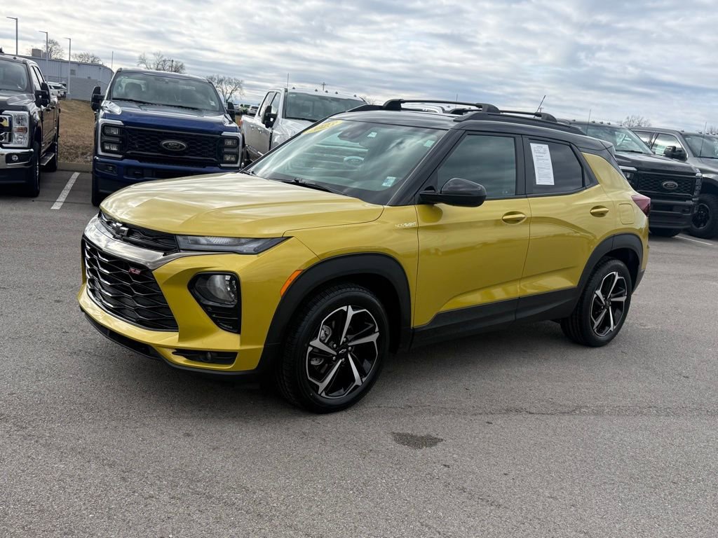 Used 2023 Chevrolet TrailBlazer RS w/ Sun and Liftgate Package image 40