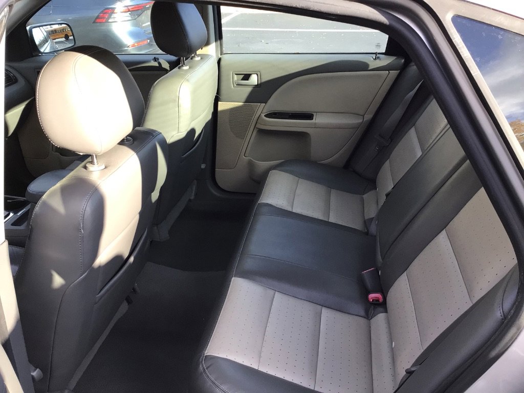 Used 2008 Mercury Sable Premier image 8