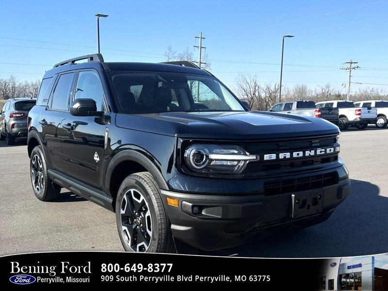 Used 2023 Ford Bronco Sport Outer Banks image 1