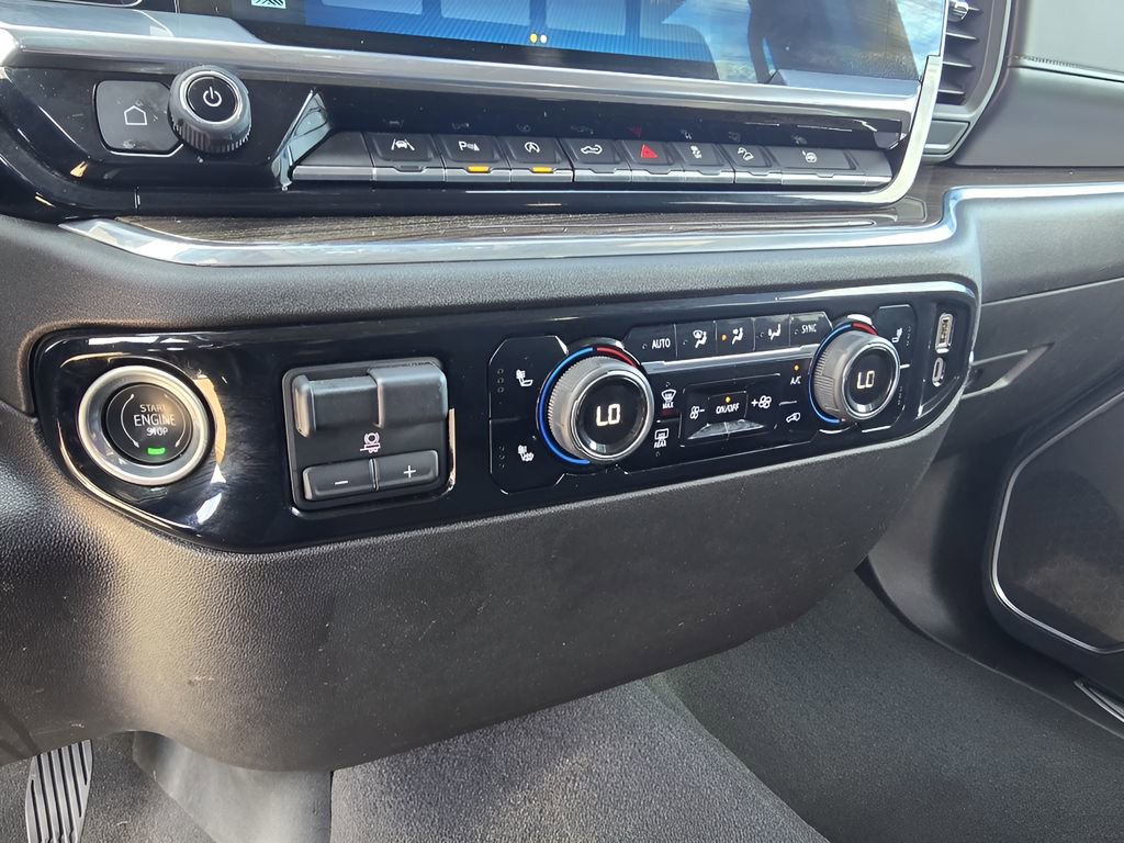 Used 2023 Chevrolet Silverado 1500 LT w/ Z71 Off-Road Package image 20