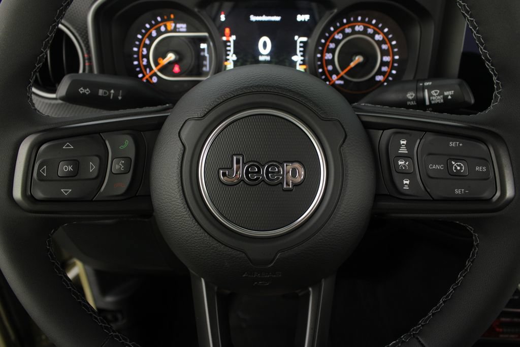 New 2026 Jeep Gladiator Rubicon w/ Steel Power Dome Hood Package AWD/4WD image 12