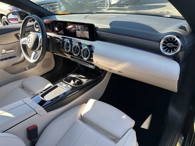 Used 2025 Mercedes-Benz CLA 250 image 30