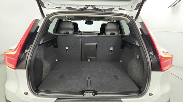 Used 2026 Volvo XC40 B5 Ultra w/ Climate Package AWD/4WD image 40