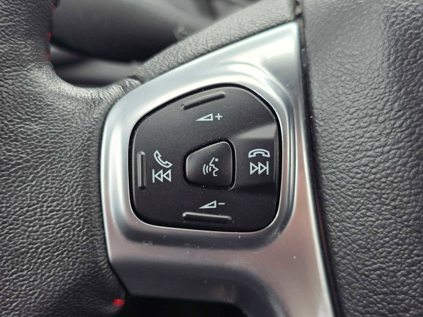 Used 2019 Ford Fiesta ST-Line w/ ST Line Cold Weather Package FWD image 34