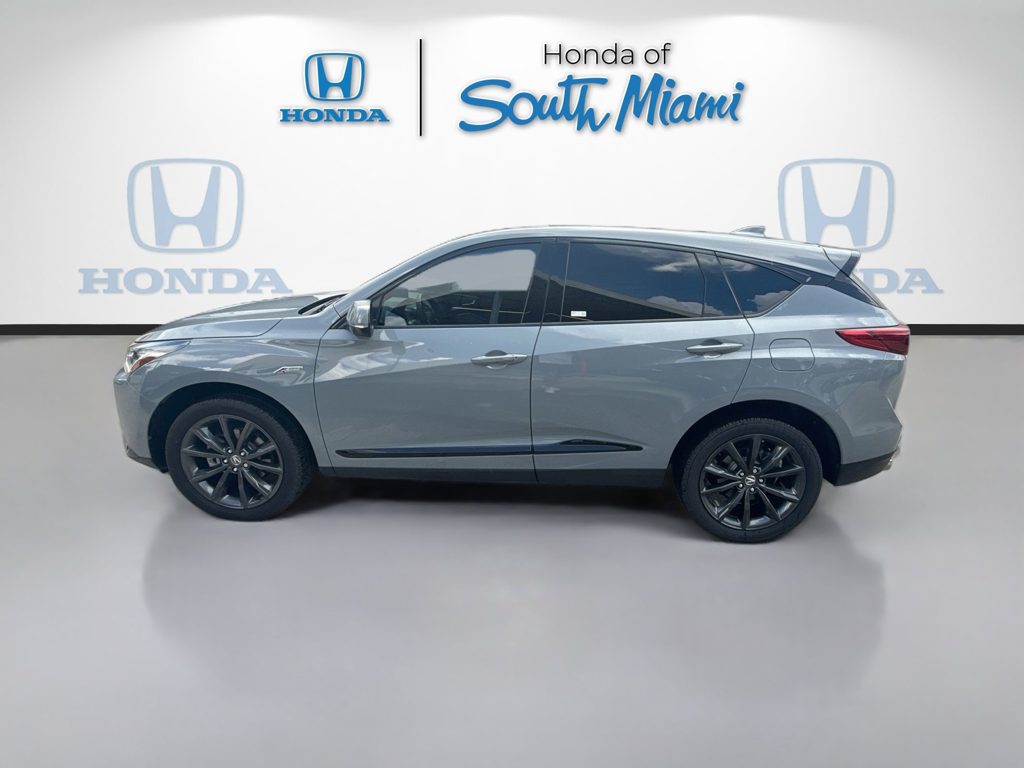 Used 2025 Acura RDX w/ Advance Package AWD/4WD image 4