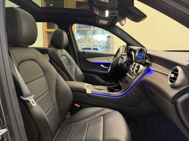 Certified 2022 Mercedes-Benz GLC 300 image 16