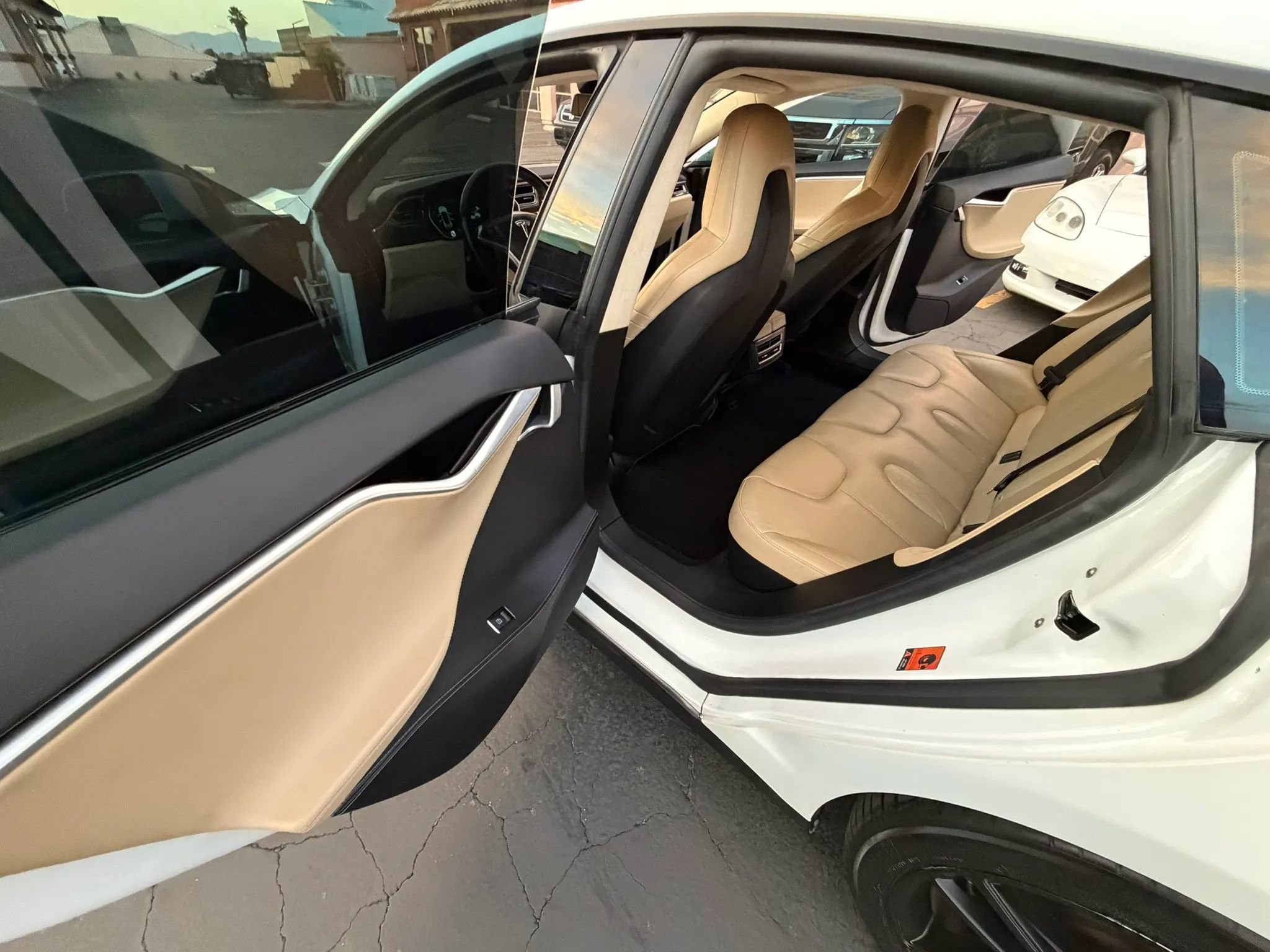 Used 2016 Tesla Model S 70D image 12