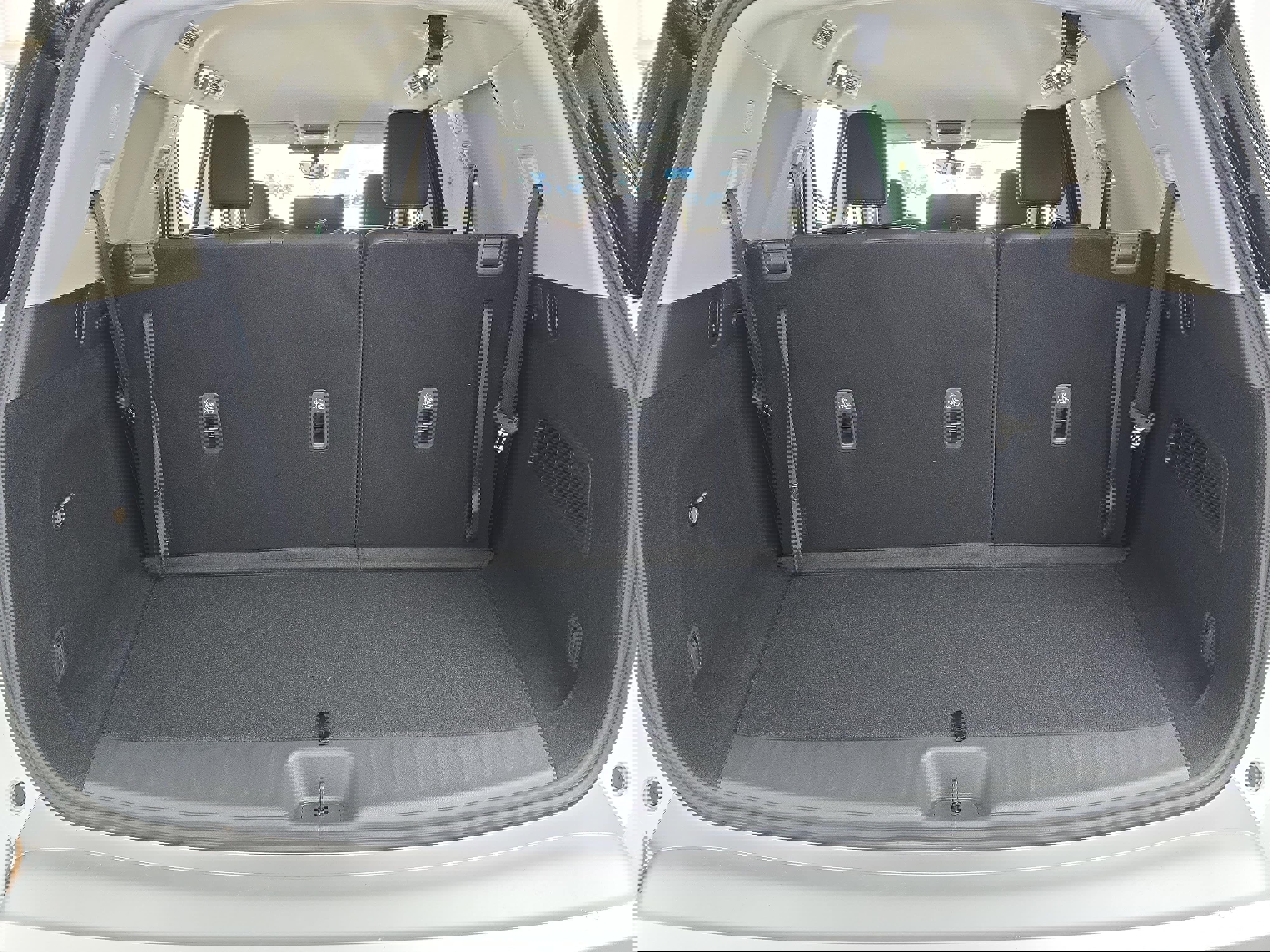 New 2025 Nissan Pathfinder SL w/ Black Appearance Package image 13