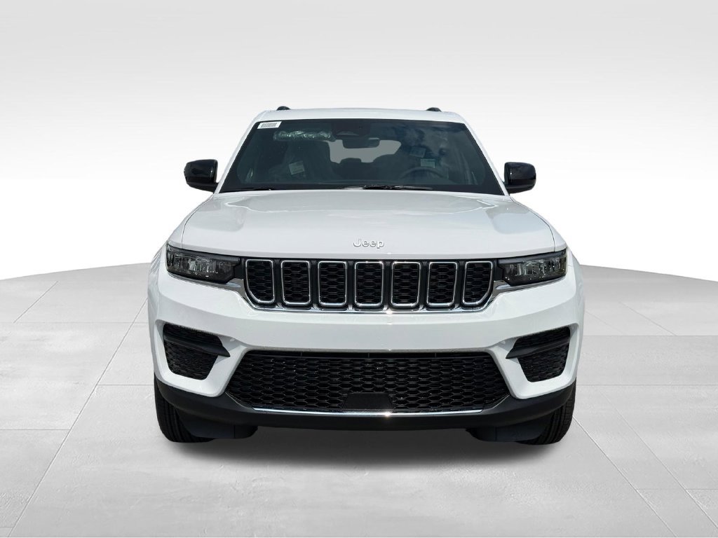 New 2026 Jeep Grand Cherokee Laredo RWD image 26