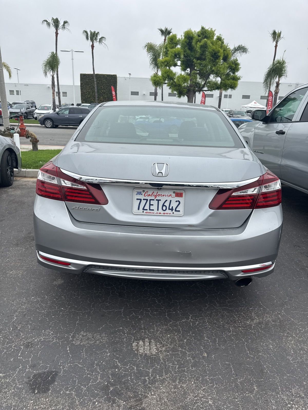 Used 2017 Honda Accord LX image 4