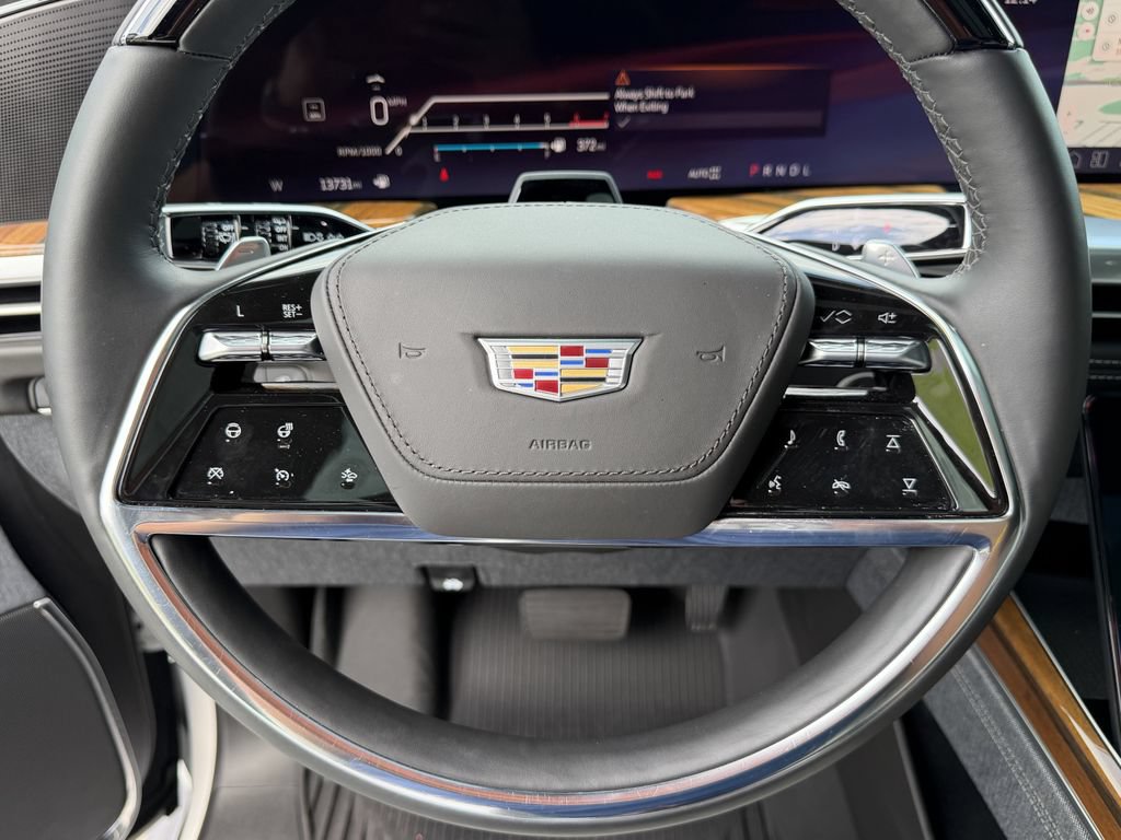 Certified 2025 Cadillac Escalade ESV Sport Platinum w/ LPO, ONYX Package AWD/4WD image 32