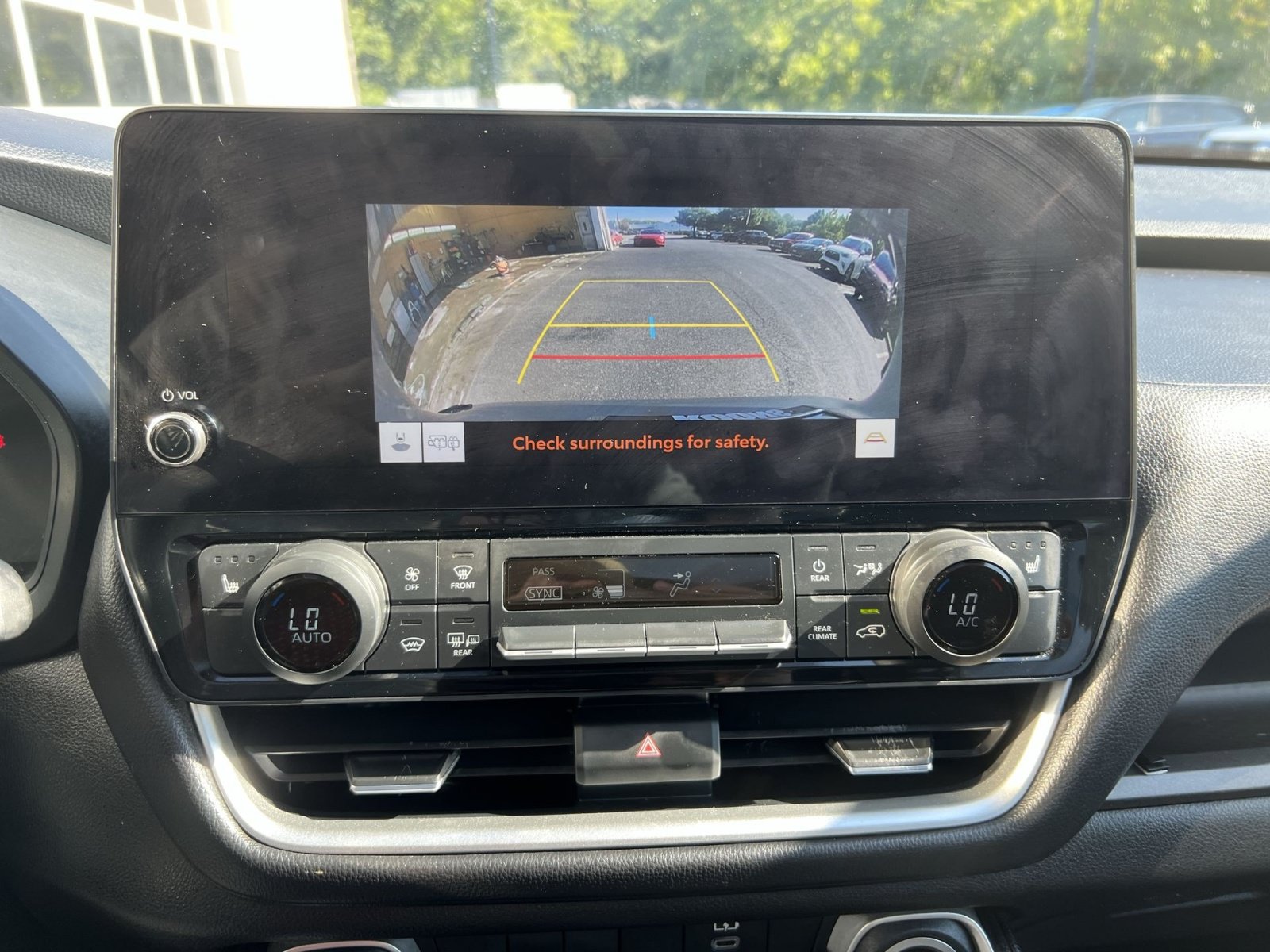 Used 2024 Toyota Grand Highlander AWD Hybrid image 19