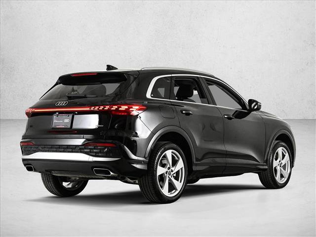 Certified 2025 Audi Q5 Premium Plus w/ Premium Plus image 5