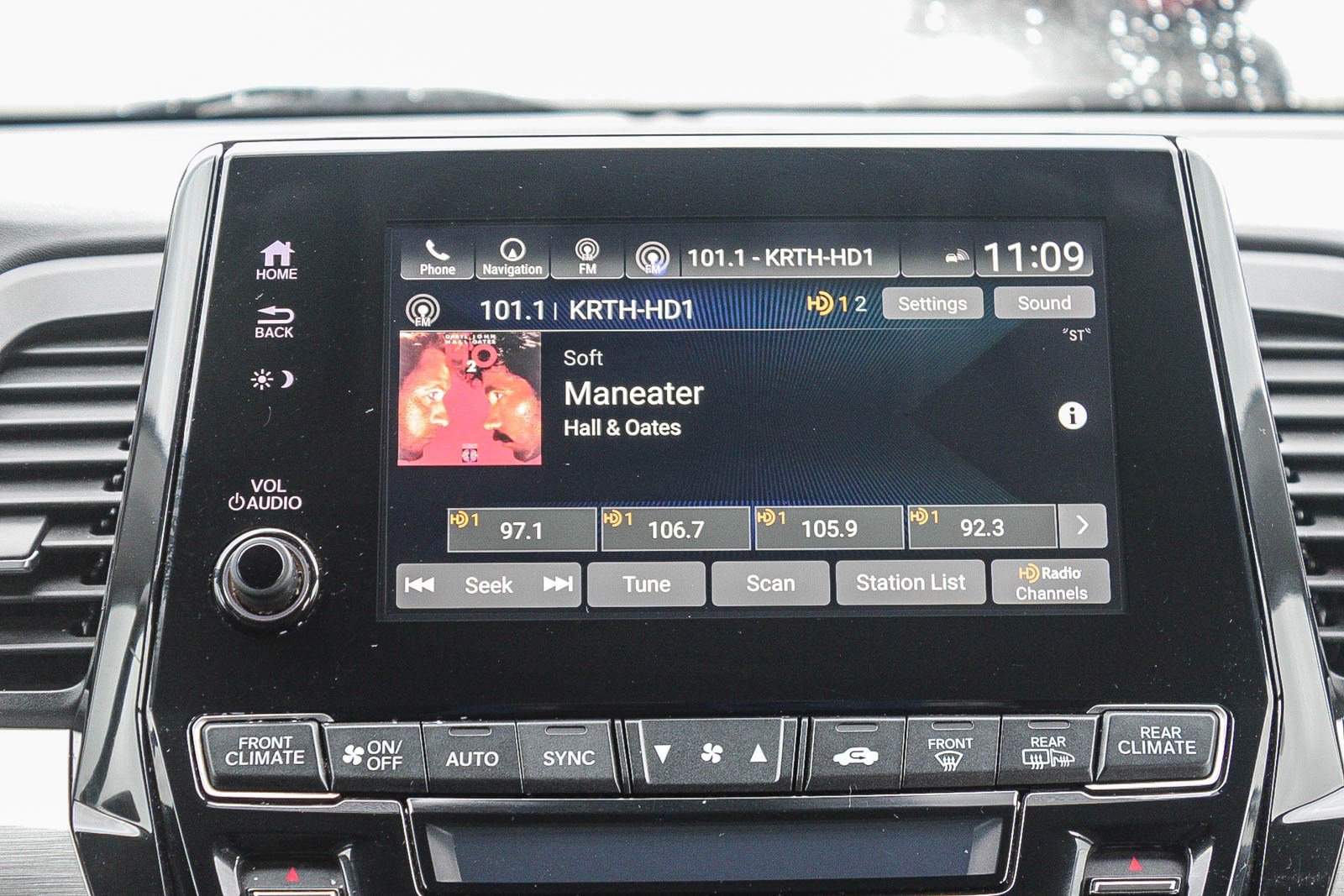 Used 2021 Honda Odyssey Touring image 15