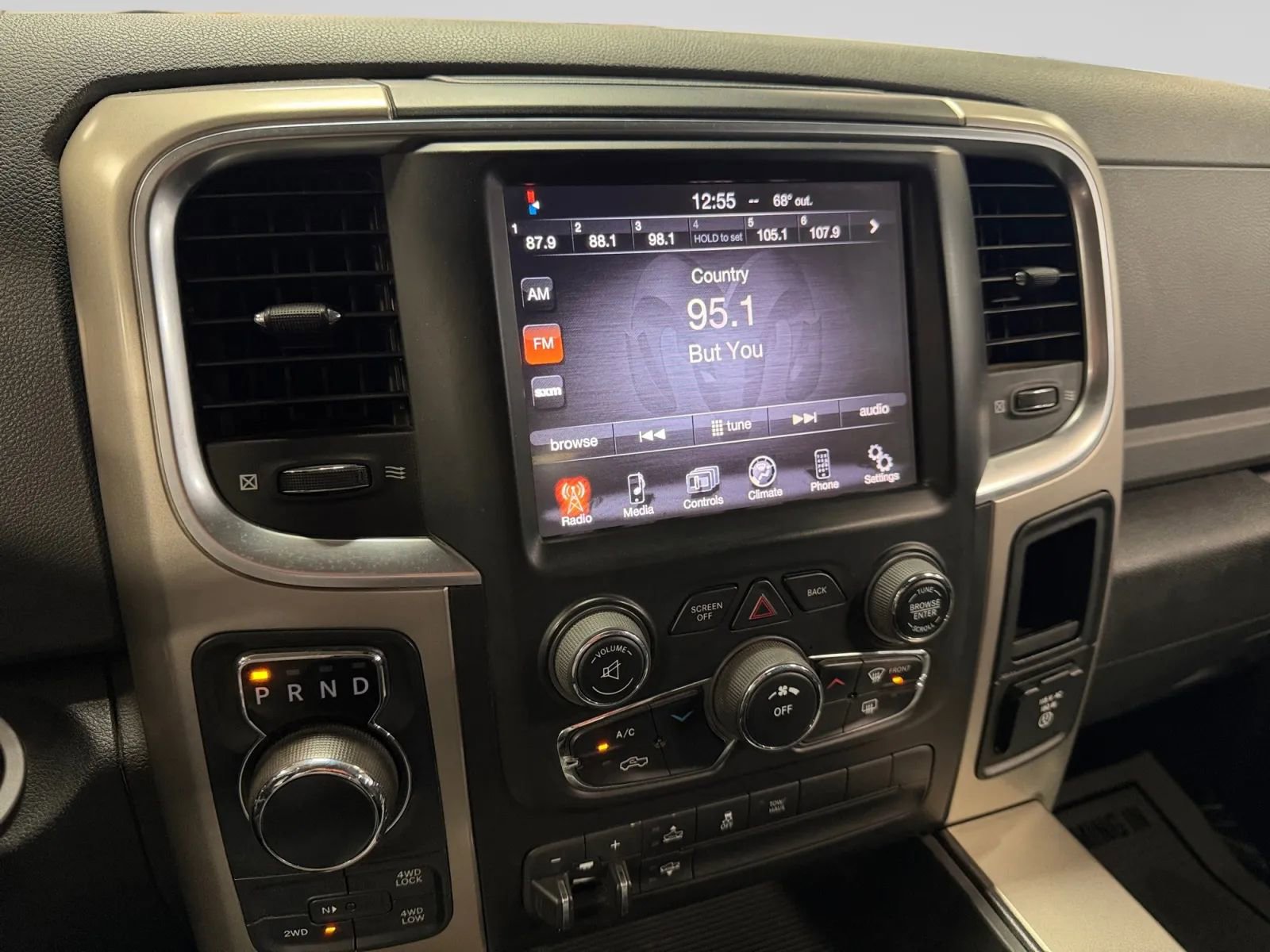 Used 2014 RAM 1500 Outdoorsman image 29