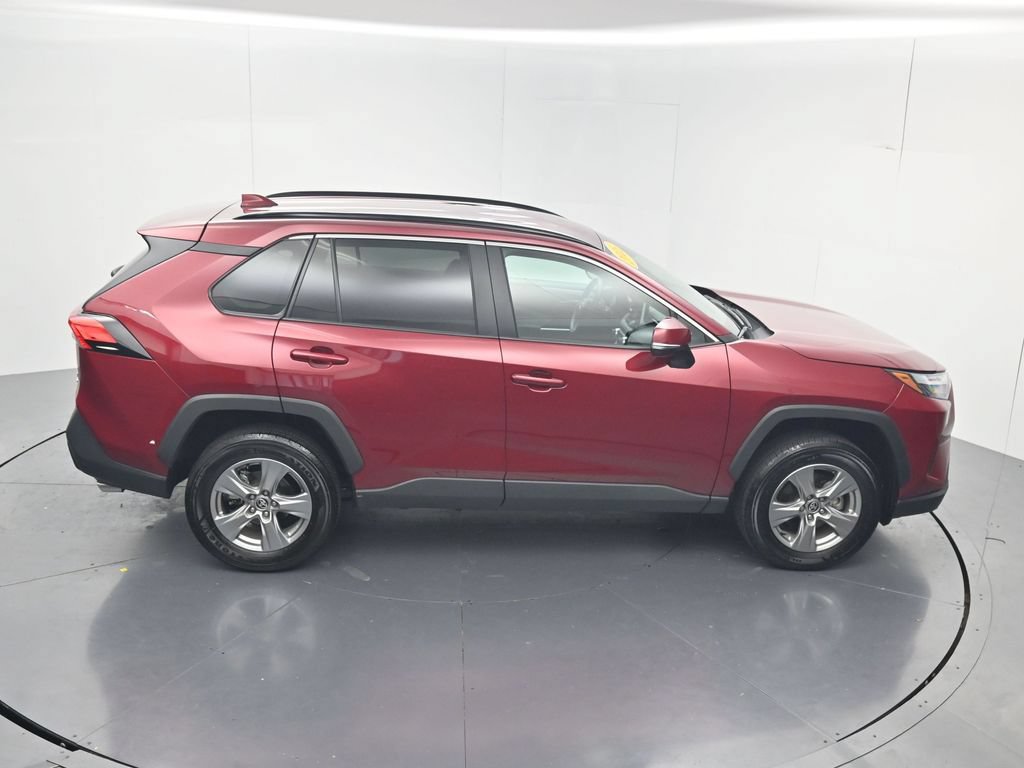 Used 2025 Toyota RAV4 XLE AWD/4WD image 59