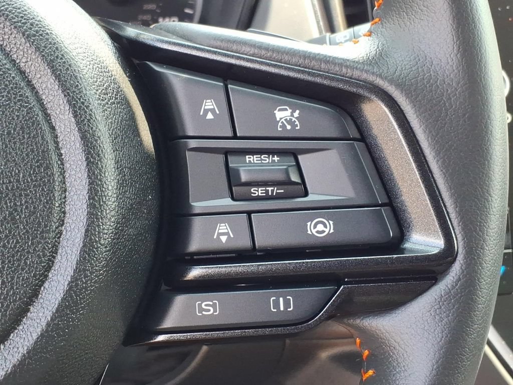 Certified 2025 Subaru Crosstrek 2.5i Limited w/ Popular Package #4A AWD/4WD image 10
