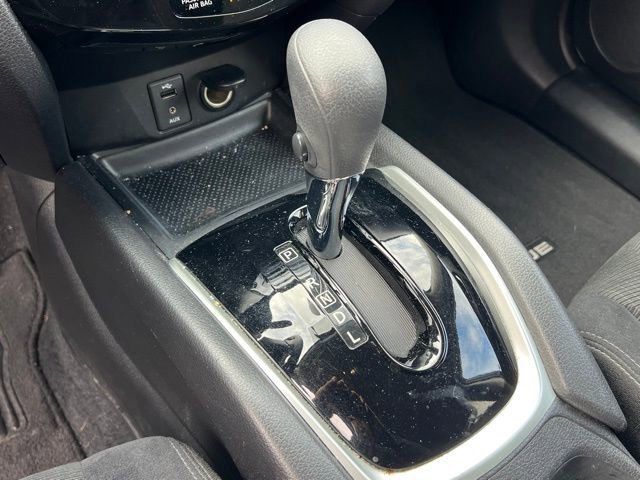 Used 2014 Nissan Rogue SV image 20