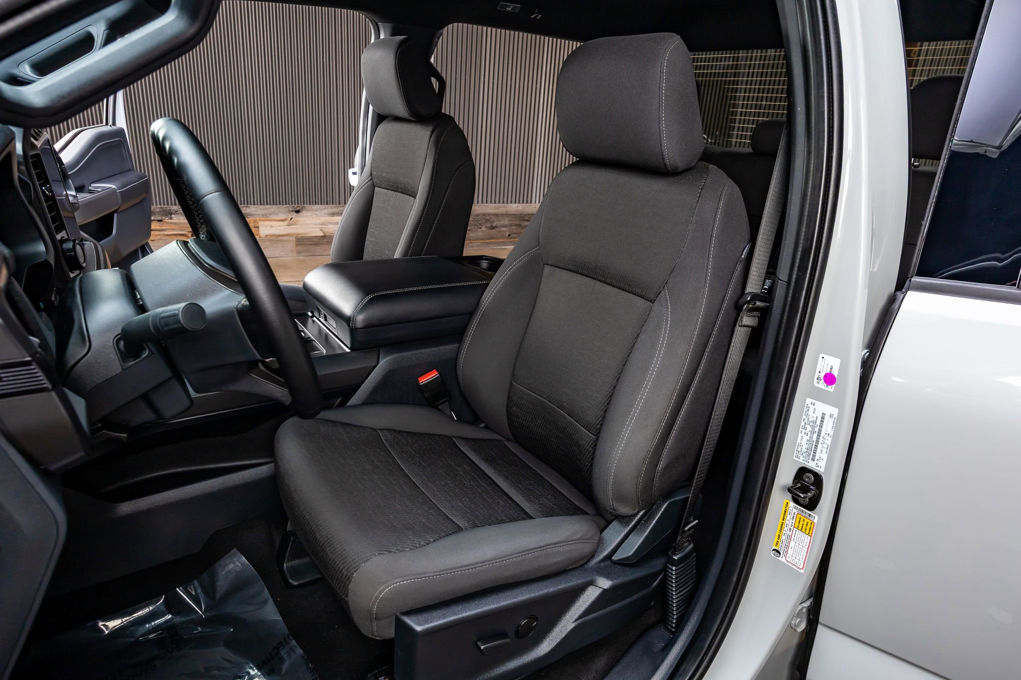 Used 2024 Ford F150 XLT w/ XLT Black Appearance Package AWD/4WD image 30