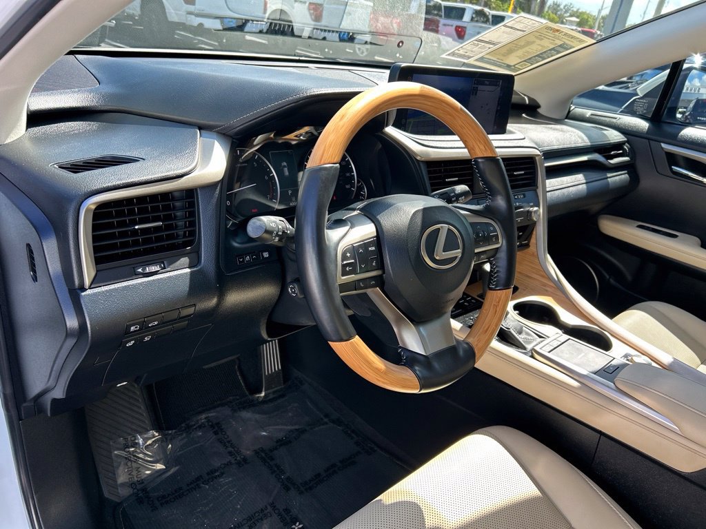 Used 2022 Lexus RX 350L Premium w/ Premium Package AWD/4WD image 24