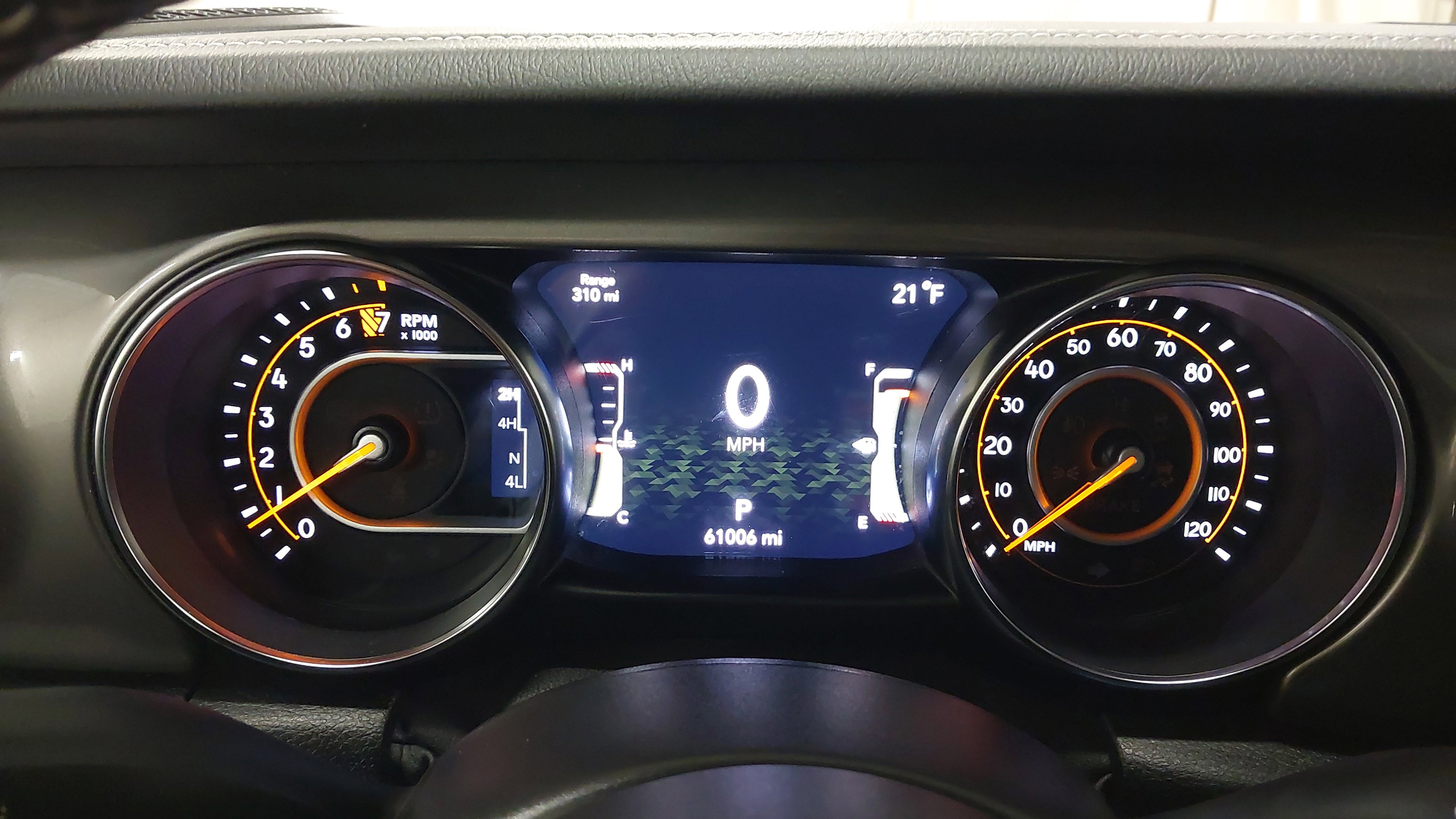 Used 2021 Jeep Wrangler Unlimited Sahara w/ Cold Weather Group image 18