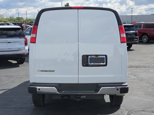 New 2026 Chevrolet Express 2500 w/ Driver Convenience Package RWD image 16