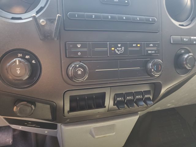 Used 2011 Ford F250 XL w/ Snow Plow Prep Pkg AWD/4WD image 17