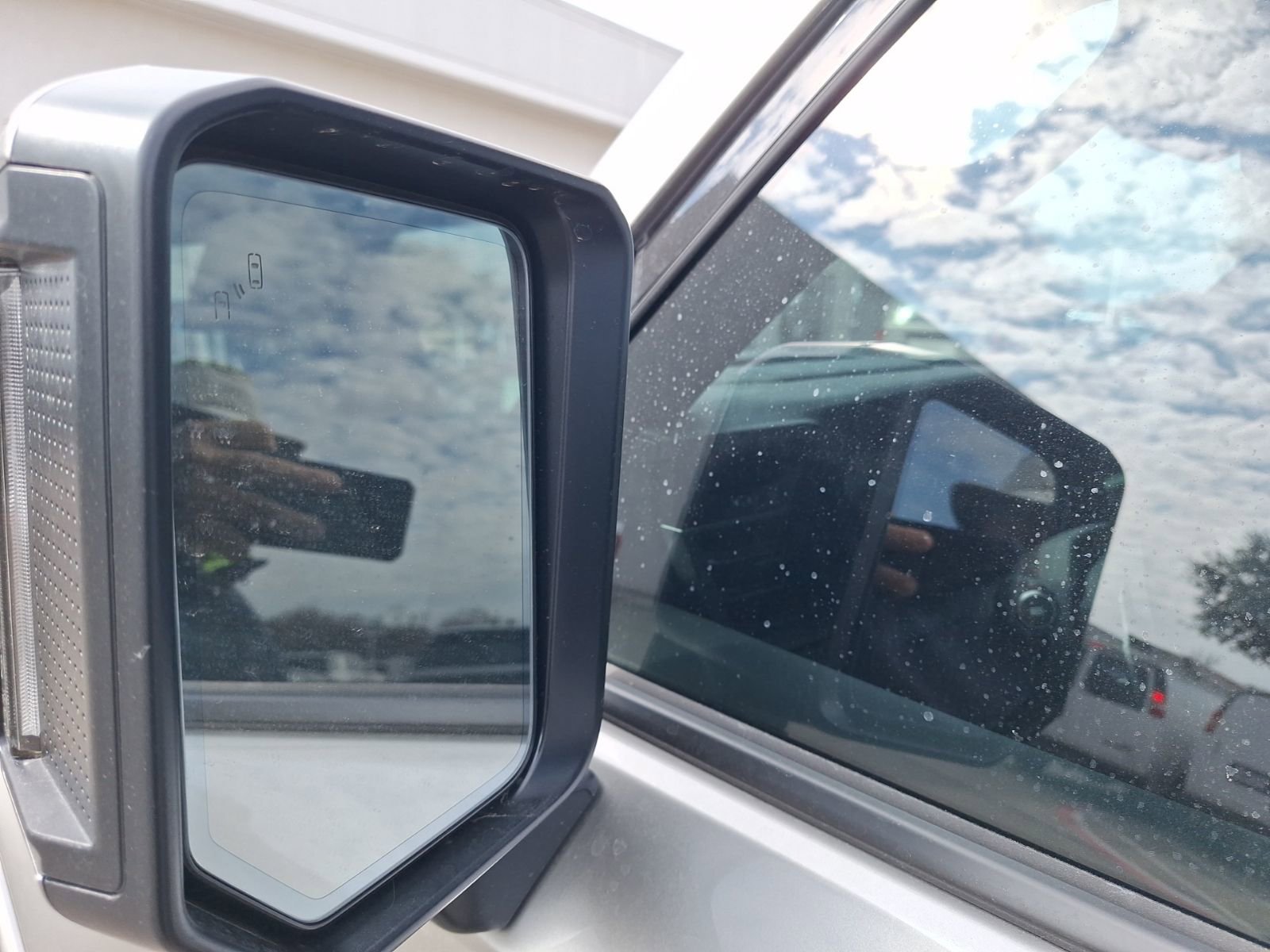 Used 2025 Lexus GX 550 image 13