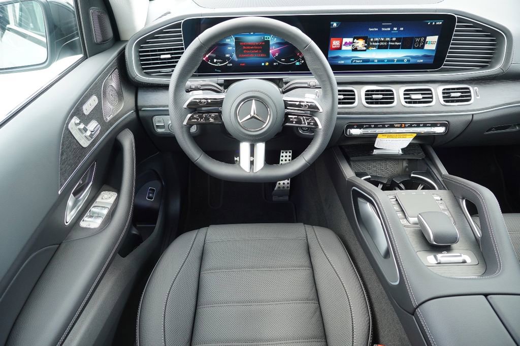 New 2026 Mercedes-Benz GLS 450 4MATIC image 15