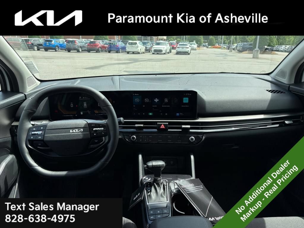 New 2026 Kia Sportage LX w/ LX Convenience Package AWD/4WD image 8