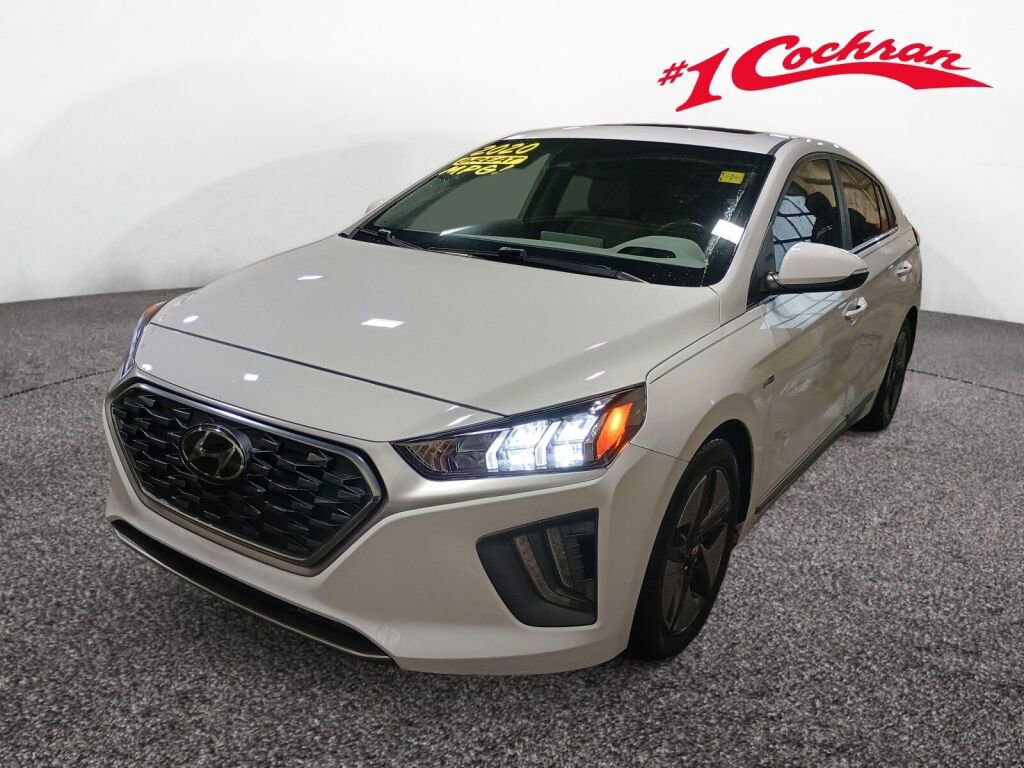 Used 2020 Hyundai Ioniq SEL image 3