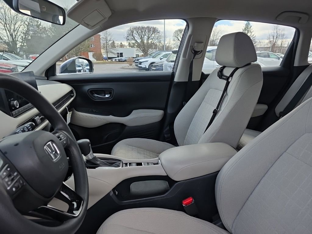 Used 2023 Honda HR-V LX image 20