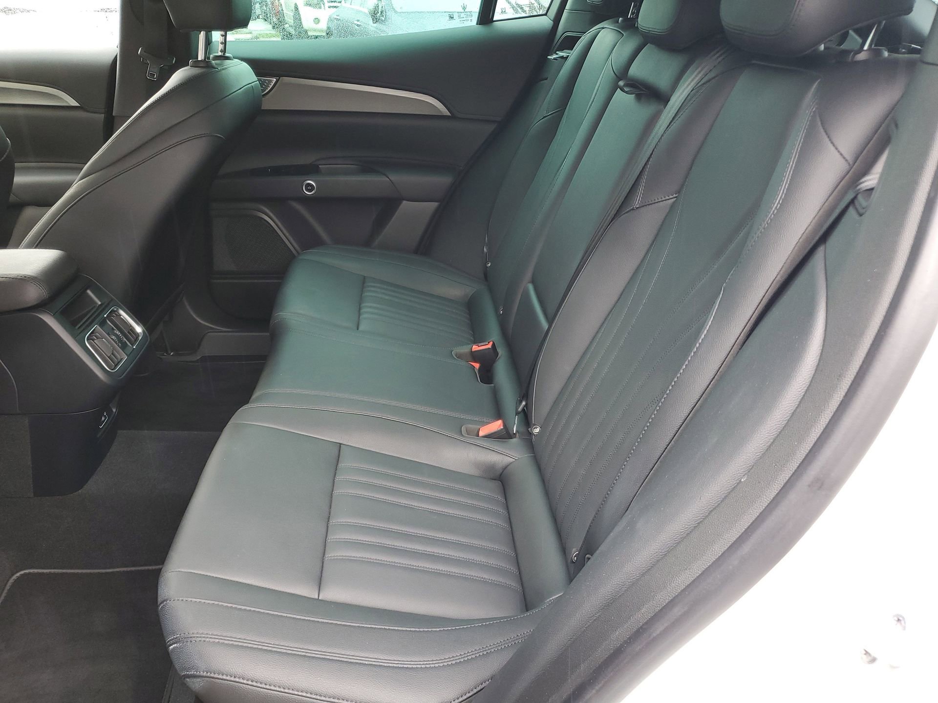 Used 2024 Maserati Grecale GT image 12