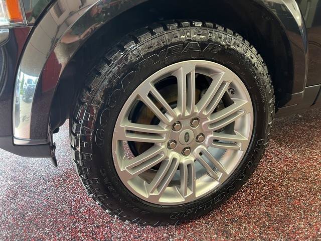 Used 2011 Land Rover LR4 HSE LUX AWD/4WD image 11